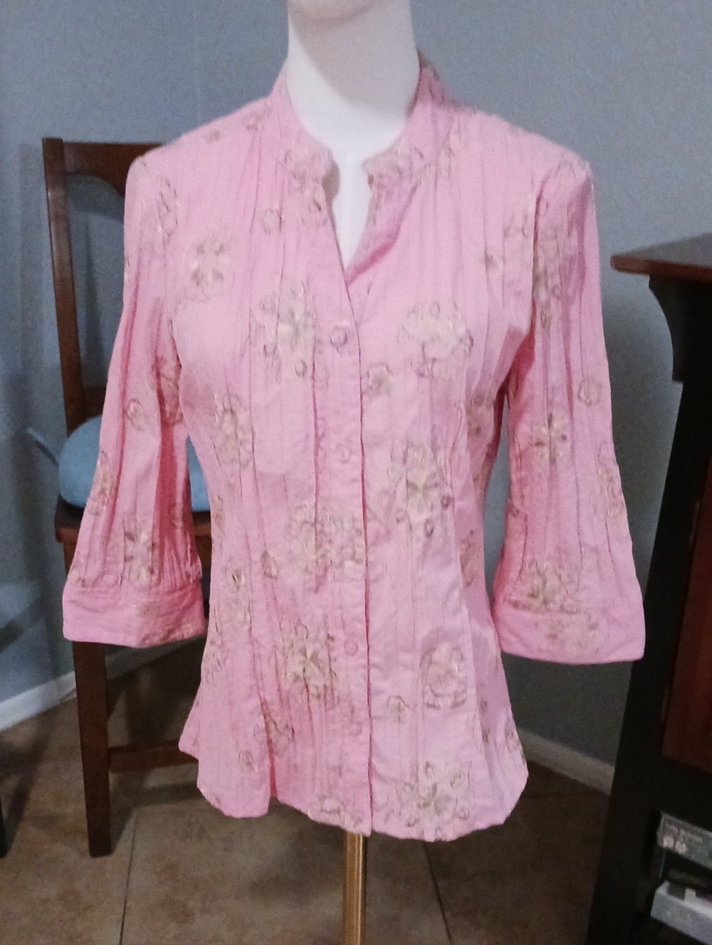 Dressbarn Pink Embroidered Button-Down Shirt